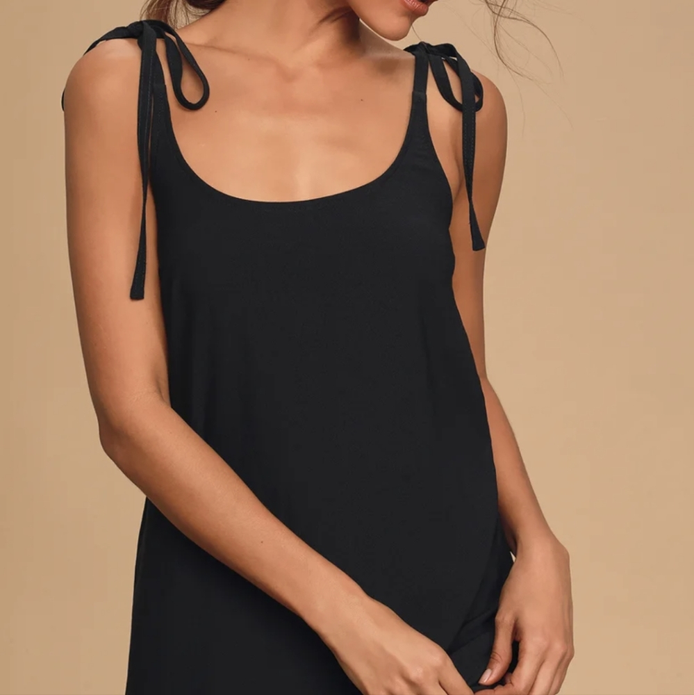 Lulu's | Black Tie-Strap Maxi Dress